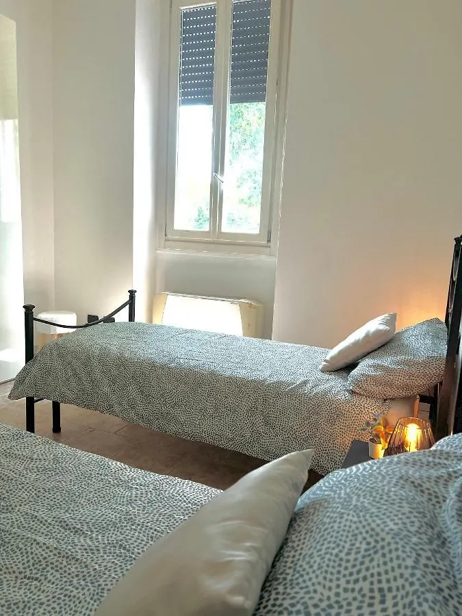 Casa Polly 2 - Ampio E Comodo Appartamento A Voghera 0*,  Italy